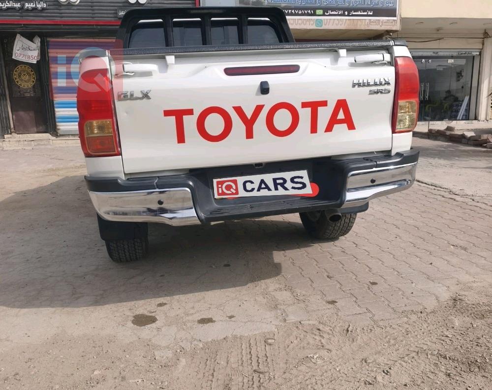 تويوتا هايلوكس